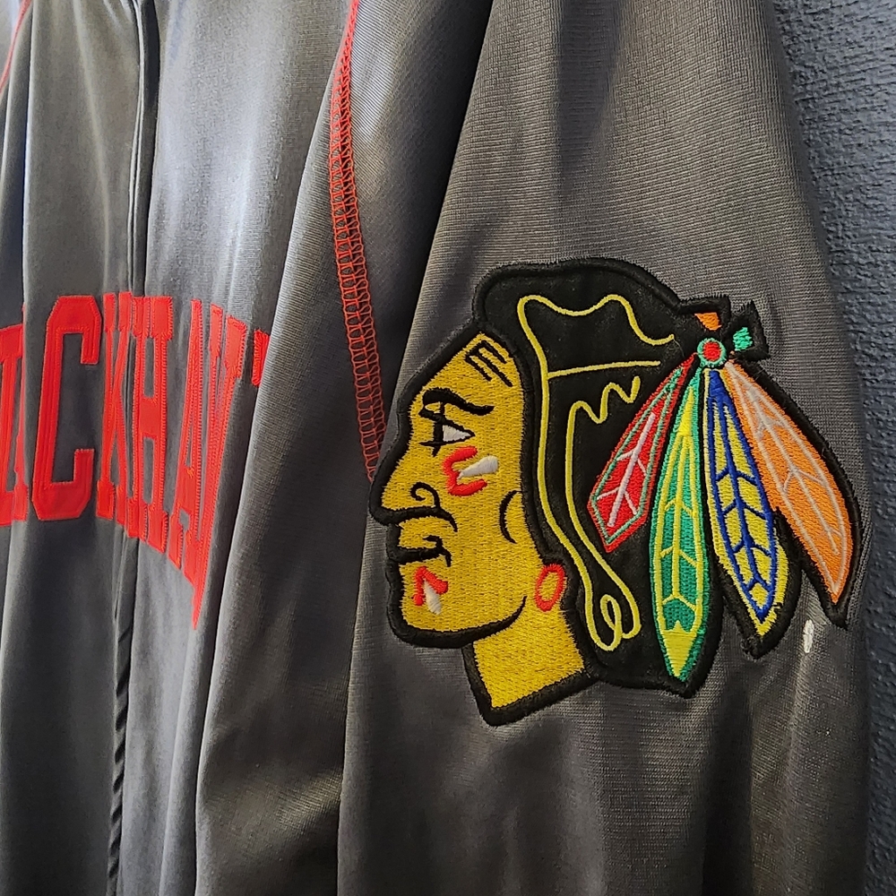 Chicago Blackhawks Men's Gray W/Red Spellout Full Zip Small Track Jacket